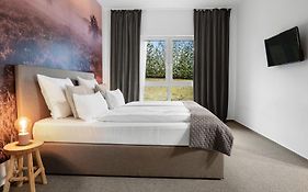 Alpine Hotel